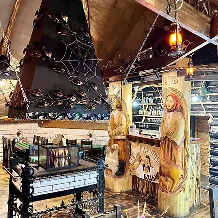 U Tsimborky Feriehus Synevyrsʼka Polyana