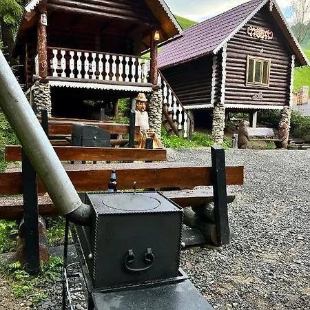 U Tsimborky Feriehus *